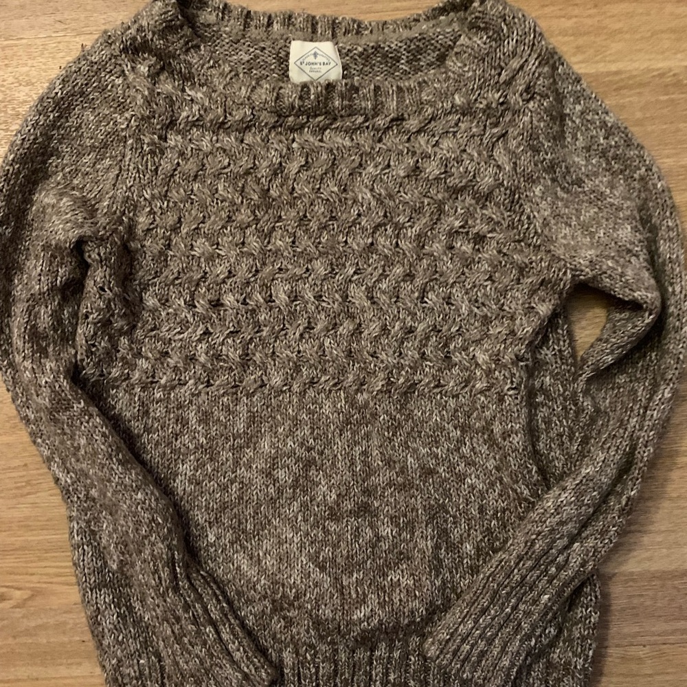 BROWN KNITTED TOP
